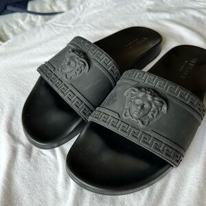 Versace Palazzo Slides